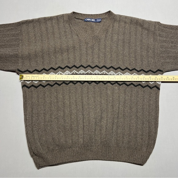Cherokee Brown V-Neck Sweater with Classic Design Size XL - Picture 7 of 7